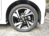 15インチ純正アルミホイールです!