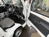 弊社にて防錆アンダーコート施工可能です!車種によって料金が異なりますので随時お問い合わせ下さい!