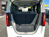フル乗車でも余裕の積載スペースがあります。