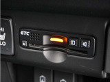 今や必需品の◆ETC車載器 装備車◆ 有料道路を利用する際にスムースに通過でき、わずらわしい料金支払いから開放されます!