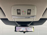 スマートルームミラーは室内の荷物などで後方の視界が遮られても、カメラの映像を直接ルームミラーに表示することができ、視界を確保できます。