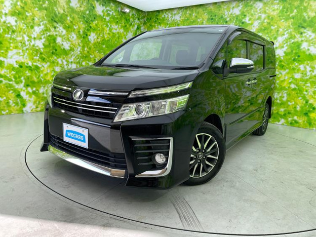 ヴォクシー 2.0 ZS 煌 4WD （DBA-ZRR85W）