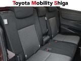 2列目のシートも十分な広さを確保しているので、ゲストの方も快適にドライブをお楽しみ頂けます。