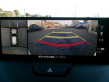狭い場所での駐車やすれ違いなどでより的確な運転操作に役立つ360&deg;ビューモニター