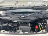 整備工場で点検・整備してからのお渡しです!エンジンルームもきれいです♪ くわしくはスタッフへ!