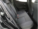 リアシートも厚く、長時間の移動もらくらくです!車種によってはラゲージスペースやトランクへのアクセスも可能!乗り心地・使い勝手共に充実です!!
