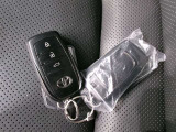 【スマートキー】キーを取り出さずに鍵を開閉できるスマートキーが2つあります
