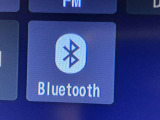 Bluetoothオーディオ対応可。お持ちのスマホやiPodなどとBluetooth接続して外部機器内の音楽などを車内で楽しめます。