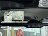 アラウンドビューモニター付きで、全方位確認ができますので車庫入れも安心です