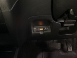ETC車載器付。ETCが使用可能な道路通行料はキャッシュレスでスマートに走行できます。再セットアップして納車致します。
