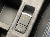 【電動パーキングブレーキ】パーキングブレーキを指先だけで操作可能です!力の弱い人にも安心してブレーキをかけていただけます!