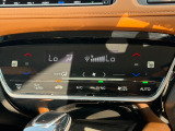 オートエアコンは運転席側と助手席側でそれぞれ自由に温度設定ができます。冬でも快適にドライブできるシートヒーター付きです。