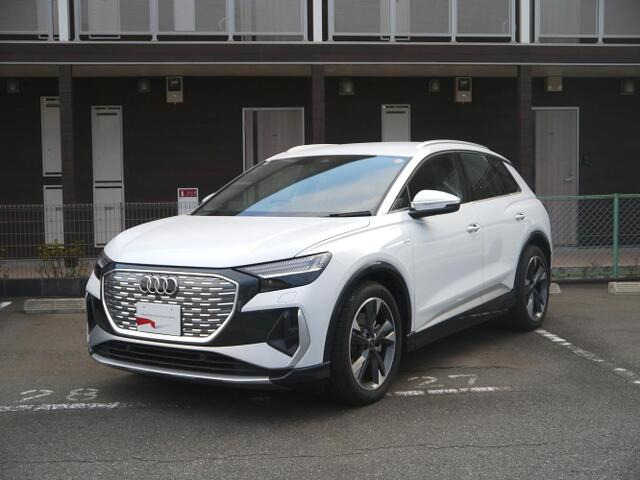 Q4 e-tron 45 Sライン