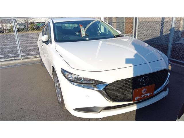 MAZDA3ファストバック 1.5 15C 禁煙車 純正8インチナビ フルセグTV