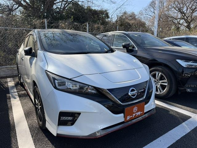 リーフNISMO禁煙車 純正ナビ フルセグTV 全周囲カメ