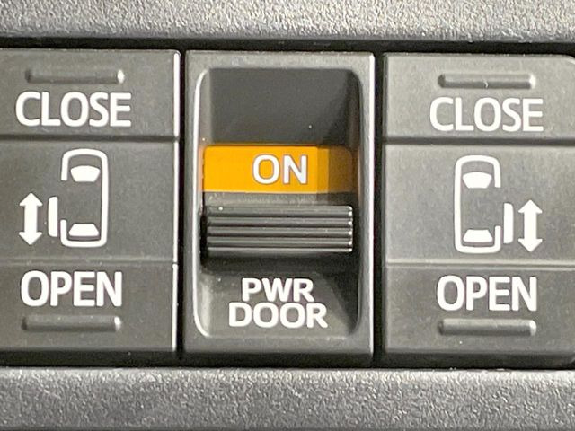 トヨタ ヴォクシー 2.0 ZS 煌II の中古車詳細 (35,740km, ブラック