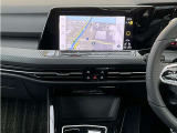 ■純正SDナビ/フルセグTV/バックモニター/USB/Bluetooth/前席左右独立調整機能付きオートエアコン!