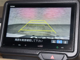 バックカメラが装備されており、後方の安全確認はもちろんのこと狭い場所での駐車や雨の日・夜間など視界の悪いコンディションでのストレスの軽減にもなります!