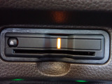 ■【ETC車載器】が装備されています。セットアップをしてお渡しとなり、ETCカードを差し込むだけで高速道路の利用が可能です。