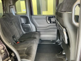 リアシートも広々としていて、座りやすいです。