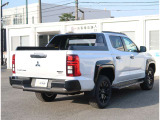 トライトン 2.4 GSR ディーゼル 4WD 