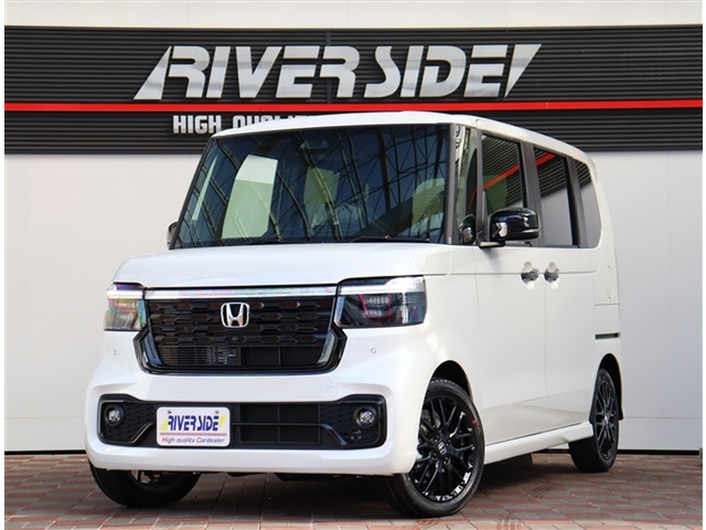 N-BOXカスタムターボ ブラック スタイル届出済未使用車純正9インチメモリーナビバ