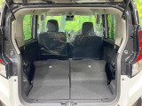 普段のお買い物や通勤、送迎等に十分な荷室スペースを確保しております。セカンドシートを倒すと、大きな荷物の積載も可能です♪