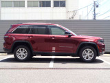 JEEPフラッグシップモデルの存在感、力強さとエレガンスを融合した見事なプロポーション