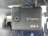 ◆【ドライブレコーダー】映像・音声などを記録する自動車用の装置です。もしもの事故の際の記録はもちろん、旅行の際の思い出としてドライブの映像を楽しむことができます。