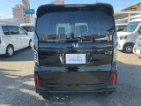 全車中古車保証付きでの販売を行っておりますので、しっかりお車見させていただきます。お車の納車まで2.3週間お時間いただいております。