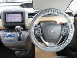 インパネ周りもスタイリッシュで操作性が良いですよ☆しっかり視認性も確保していますので、ご安心下さい!!☆ホンダオートディーラーホンダ専門店♪TEL06-6744-2222☆