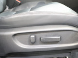 高級装備の代名詞!パワーシート装備!快適装備で運転も楽々です!