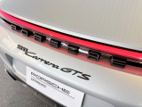 リアにはGTSモデルならではのマットブラックのモデルロゴ