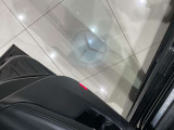 車両は屋内展示しておりますので天候に関係なくごゆっくりコンディションご確認頂けます。車両を倉庫へ保管している場合が御座いますのでご来店前に在庫確認頂けると幸いです。TEL072-784-8800