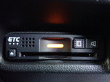 ■【ETC車載器】が装備されています。セットアップをしてお渡しとなり、ETCカードを差し込むだけで高速道路の利用が可能です。