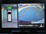 ナビ画面にアラウンドビュ-モニタ-の映像を映し出しています。  狭い場所での車庫入れをサポ-トしてくれる便利アイテムです。