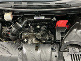 技術が詰まったエンジンルームもご覧の通りピカピカにクリーニング済みです。パワフルな走りが楽しめるターボエンジン搭載です!