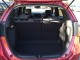 広々スペースのトランク!お出かけの際に荷物をたくさん積めますね!