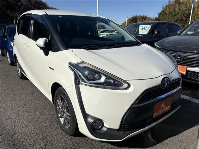 シエンタハイブリッド 1.5 X純正ナビ 禁煙車 バックカメラ