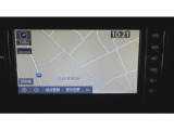 ナビは純正品。フルセグテレビ・CD・DVD・Bluetooth・SDオーディオ・スマホ対応。