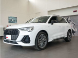 アウディ Q3