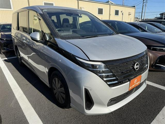 セレナ 2.0 XV 禁煙車 ハンズフリー両側電動スライドドア