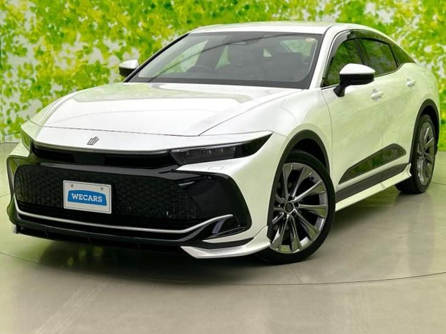 クラウンクロスオーバー2.5 G アドバンスト レザー パッケージ E-Four 4WD