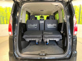 後席を格納すると、これだけの広さが!シーンに合わせたシートアレンジで、大きな荷物も積むことが出来ます♪