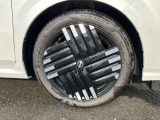 アルミホイール装着しております。