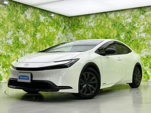 プリウス1.8 X E-Four 4WD