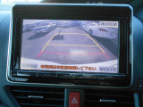 バックモニター付きですから、駐車が不慣れな方でも車庫入れが楽々スムーズ♪お買い物やお出かけ時に活躍間違い無し。使い慣れると手放せない装備になりますよ。