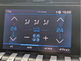オートエアコン装備。