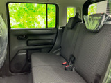 助手席側後部座席