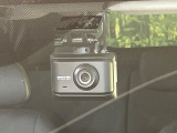 【ドライブレコーダー】ドライブレコーダー装備!走行中はもちろん、あおり運転や事故に遭遇した際、映像で記録し、万一のリスクに備えます。※記録用SDカードはお客様ご自身でご準備いただく必要があります。